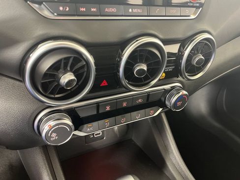 Used 2023 Nissan Sentra S FWD image 31