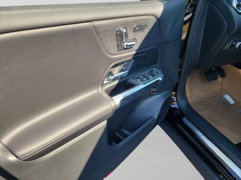 Certified 2026 Mercedes-Benz GLB 250 image 28