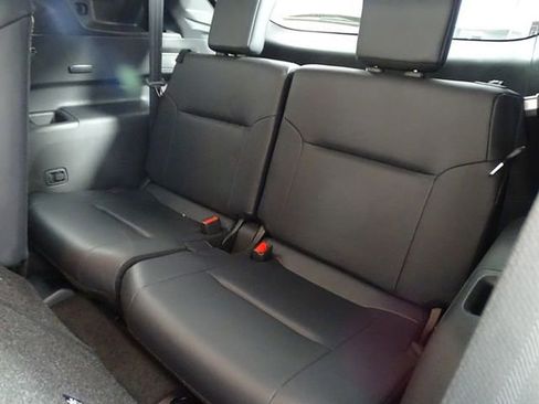 Used 2022 Mitsubishi Outlander SE image 14