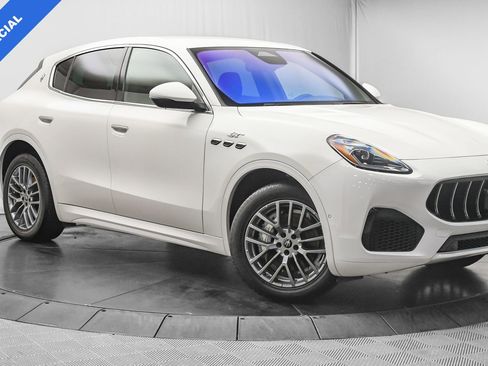 Used 2024 Maserati Grecale GT image 1