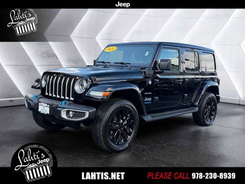 Used 2022 Jeep Wrangler Unlimited Sahara image 1