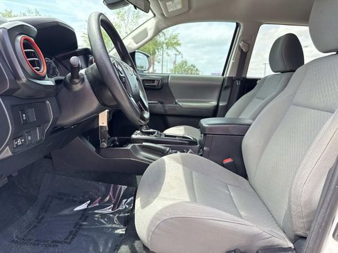 Used 2023 Toyota Tacoma SR AWD/4WD image 18