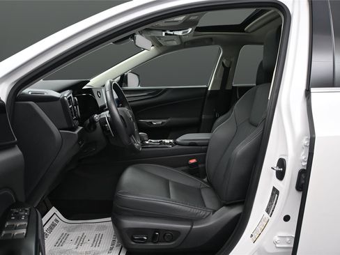 Used 2025 Lexus NX 250 AWD w/ Accessory Package (2T) image 7