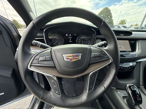 Used 2024 Cadillac XT5 Premium Luxury w/ Platinum Package image 21