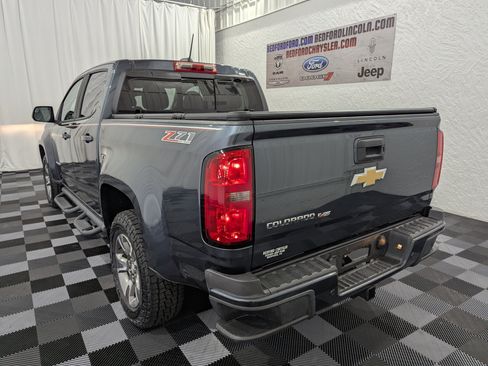 Used 2019 Chevrolet Colorado Z71 AWD/4WD image 12