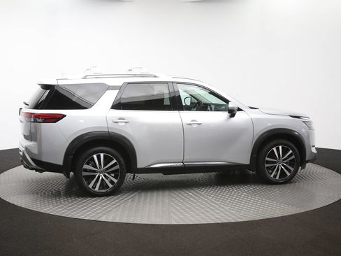 Used 2023 Nissan Pathfinder Platinum AWD/4WD image 41