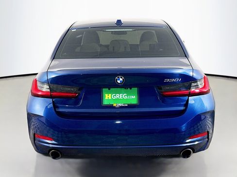 Used 2023 BMW 330i Sedan w/ Parking Assistance Package image 8