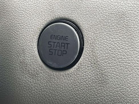 Used 2023 Kia Sorento SX image 37