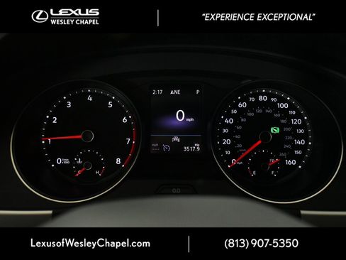 Used 2021 Volkswagen Atlas Cross Sport SE image 31