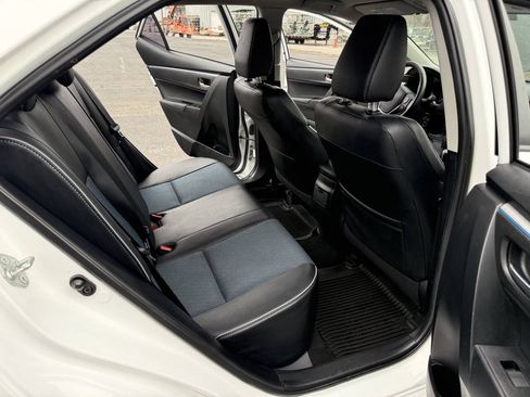Used 2014 Toyota Corolla S FWD image 13