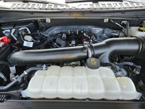 Used 2025 Ford Expedition Platinum AWD/4WD image 22