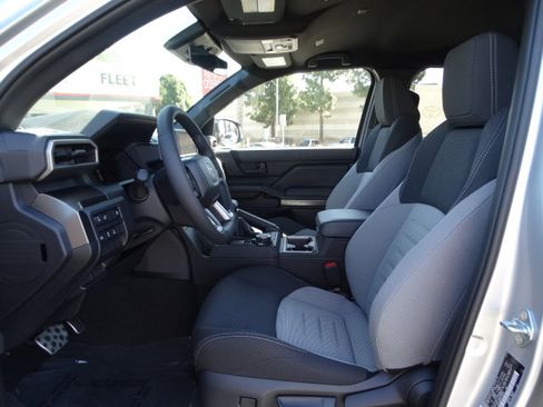 New 2026 Toyota 4Runner TRD Sport AWD/4WD image 10