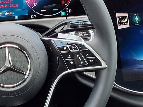 Used 2025 Mercedes-Benz E 350 Sedan image 16