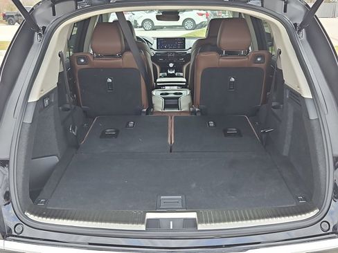 Used 2025 Acura MDX SH-AWD w/ Advance Package image 6