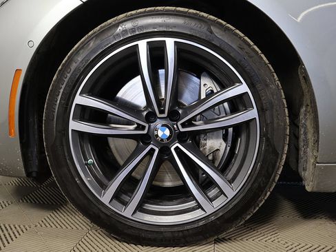 Used 2022 BMW 750i xDrive w/ M Sport Package AWD/4WD image 23
