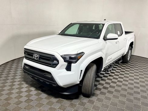 New 2026 Toyota Tacoma SR5 AWD/4WD image 11