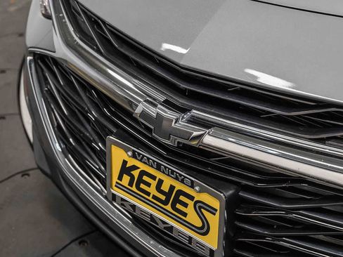 Used 2025 Chevrolet Malibu RS FWD image 8