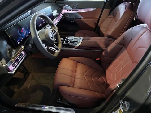 New 2026 BMW 760i xDrive w/ Executive Package AWD/4WD image 7