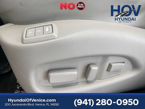 Used 2013 Cadillac SRX Performance FWD image 26
