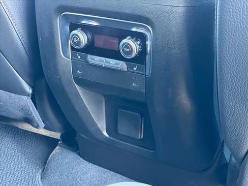 Certified 2025 GMC Yukon Denali AWD/4WD image 12