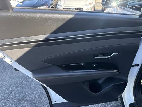 Used 2022 Hyundai Tucson SEL w/ Convenience Package image 19