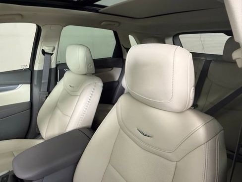 New 2025 Cadillac XT5 Premium Luxury image 6