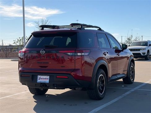 Used 2024 Nissan Pathfinder Rock Creek image 9