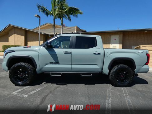Used 2025 Toyota Tundra Limited w/ TRD Off-Road Package AWD/4WD image 16