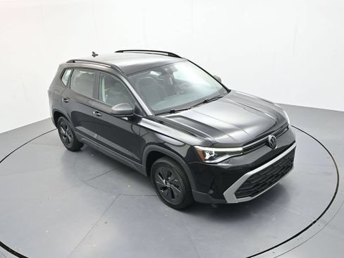 Used 2025 Volkswagen Taos S FWD image 22
