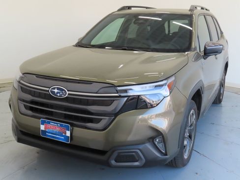 New 2025 Subaru Forester Limited image 10