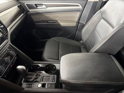 Used 2023 Volkswagen Atlas SE FWD image 17