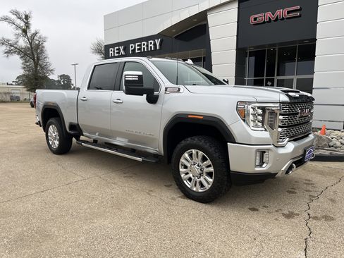 Used 2023 GMC Sierra 2500 Denali image 2