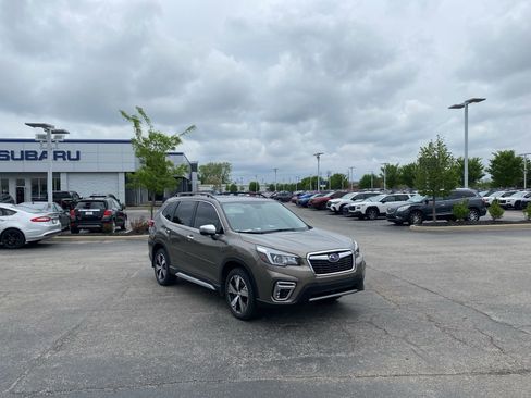Used 2019 Subaru Forester Touring AWD/4WD image 10