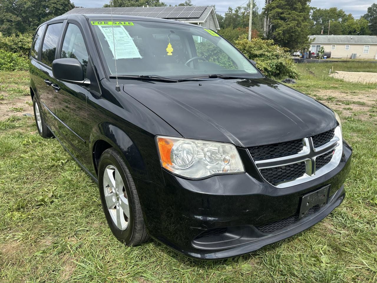 Used 2013 Dodge Grand Caravan SE FWD image 3