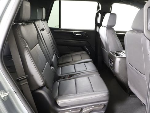 Used 2025 Chevrolet Tahoe Z71 AWD/4WD image 39