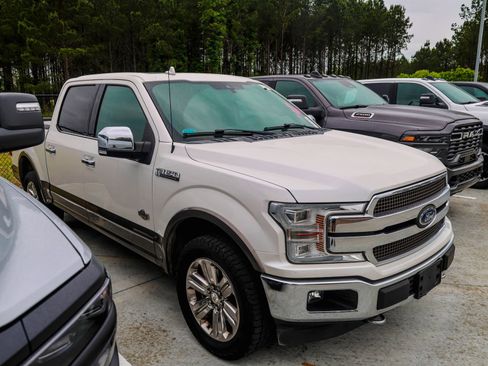 Used 2018 Ford F150 King Ranch w/ Equipment Group 601A Luxury AWD/4WD image 2