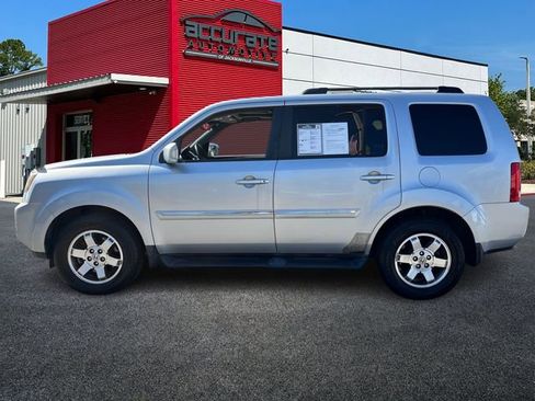 Used 2011 Honda Pilot Touring image 2