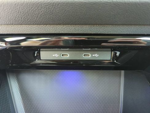 New 2026 Volkswagen GTI SE FWD image 39