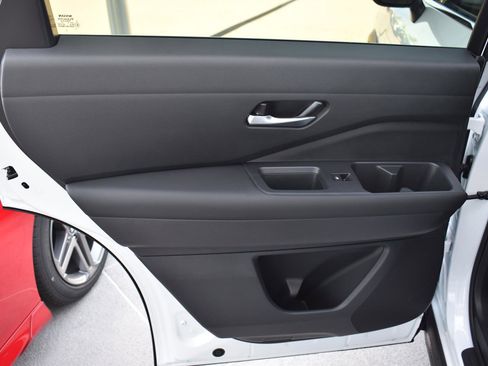 New 2026 Nissan Pathfinder SL FWD image 49