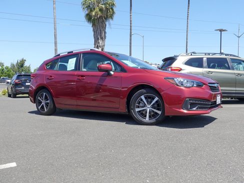 Certified 2023 Subaru Impreza 2.0i Premium AWD/4WD image 4