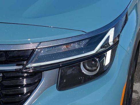 Used 2025 Kia Seltos S image 10