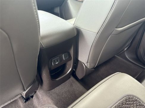 Certified 2021 GMC Canyon Denali image 20