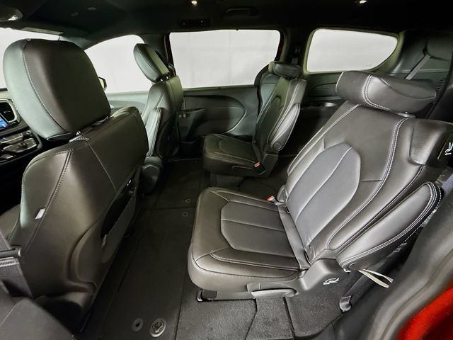 New 2026 Chrysler Pacifica Select w/ S Appearance Package FWD image 22