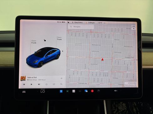 Used 2018 Tesla Model 3 Long Range image 26