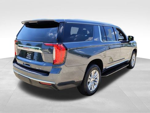 Used 2021 GMC Yukon XL SLT w/ SLT Premium Package AWD/4WD image 9
