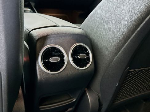 Certified 2025 Mercedes-Benz GLA 250 4MATIC image 28