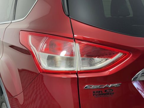 Used 2016 Ford Escape Titanium w/ Equipment Group 301A image 8