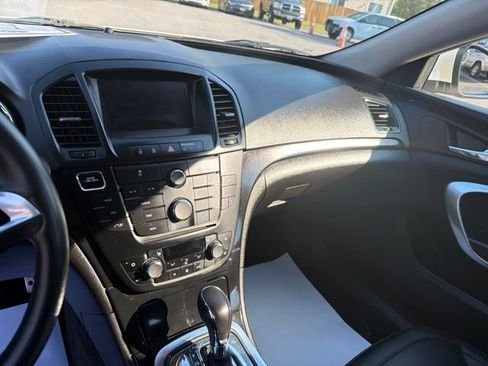 Used 2013 Buick Regal Premium FWD image 21
