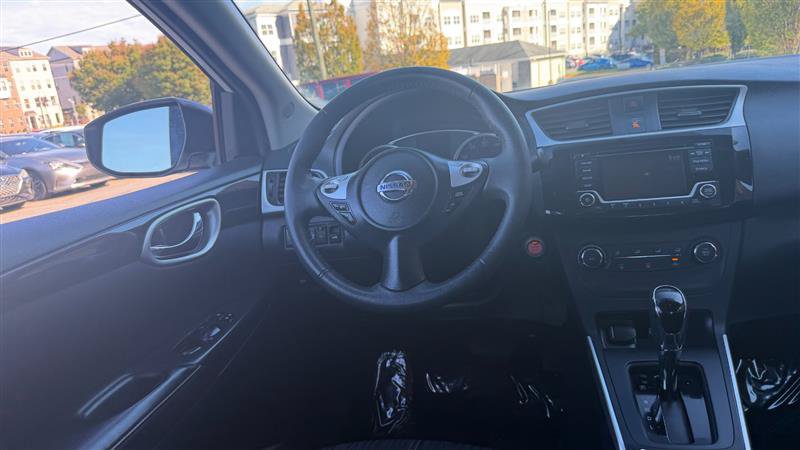 Used 2017 Nissan Sentra SV FWD image 21