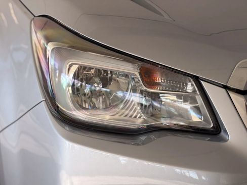 Used 2018 Subaru Forester 2.5i Premium AWD/4WD image 10